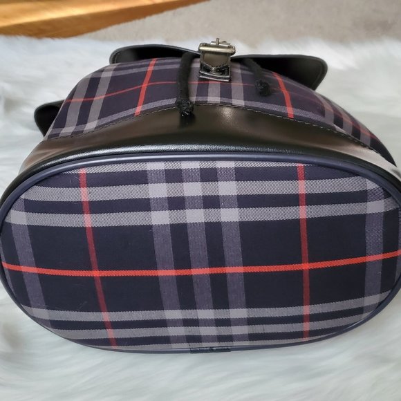 Burberry Nova Check Backpack - Picture 5 of 16